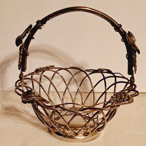 Vintage Godinger Silver Art Co. Silverplated Grape & Leaf basket